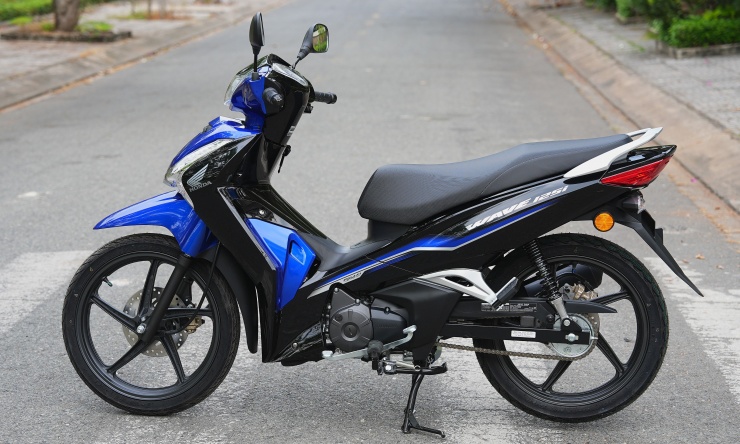 Honda Wave 125i nhập Malaysia giá hơn 75 triệu đồng - 2