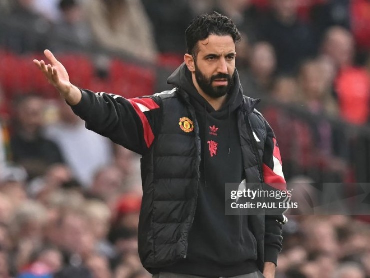 Amorim nói gì về siêu phẩm đá phạt của Fernandes sau trận MU - Arsenal?