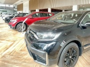 Thị trường - Tiêu dùng - Ô tô giảm giá mạnh, có mẫu giảm tới 600 triệu đồng