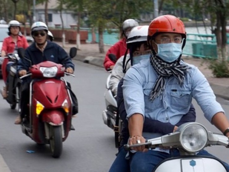 Miền Bắc có nơi trên 30 độ, miền Trung tiếp tục đón mưa dông