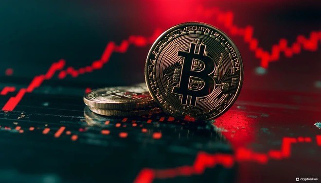 Bitcoin cắm đầu lao dốc trước áp lực bán tháo từ thị trường chứng khoán Mỹ - 1