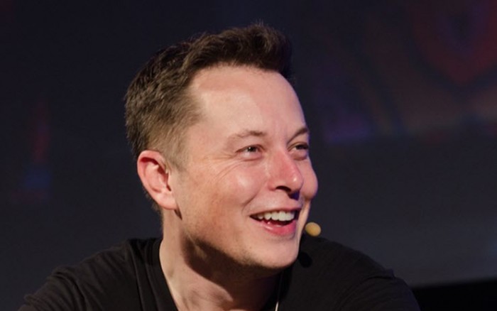 Elon Musk "bốc hơi" số tiền bằng GDP của cả một quốc gia trong một ngày