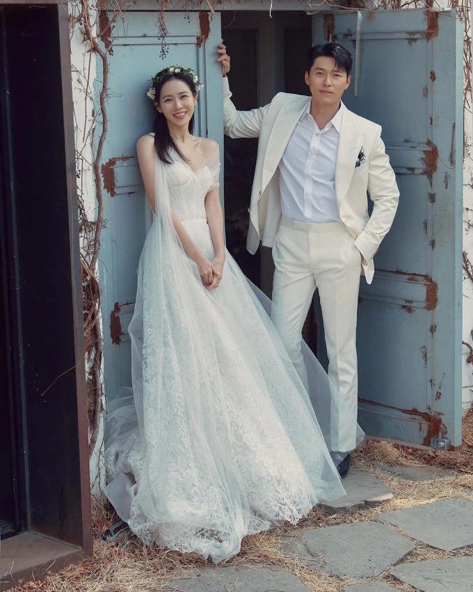 Vợ chồng Son Ye Jin, Hyun Bin. Ảnh: Instagram Yejinhand