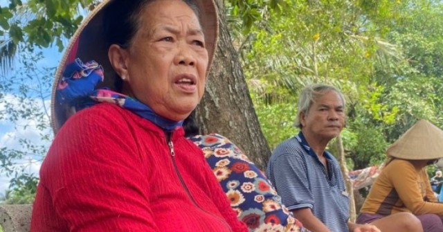 Người phụ nữ trình báo bị hàng xóm tráo 2 vé số trúng thưởng