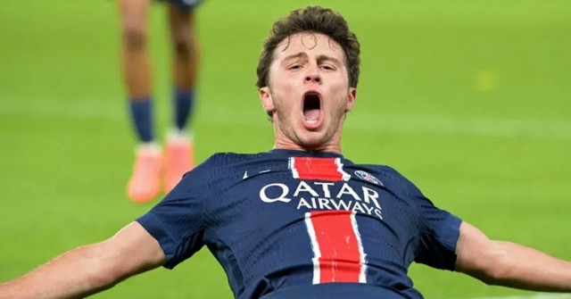PSG bừng sáng giấc mơ Cúp C1, "Tiểu tử xứ Bồ" Joao Neves làm fan quên đi Mbappe