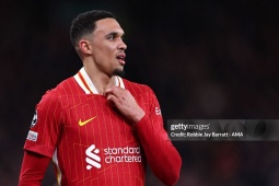 Bóng đá - Alexander-Arnold bị đau nặng, fan Liverpool lo ngôi sao đã chơi trận cuối ở Anfield