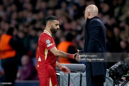 Bóng đá - Liverpool thua sốc PSG: Arne Slot không phục, &quot;Vua Ai Cập&quot; Salah rơi nước mắt