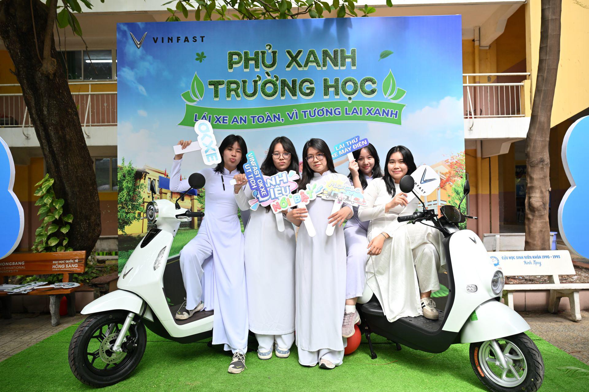 Hành trình “Phủ Xanh Trường Học” đã gieo mầm ý thức xanh tới hàng vạn học sinh trên toàn quốc.