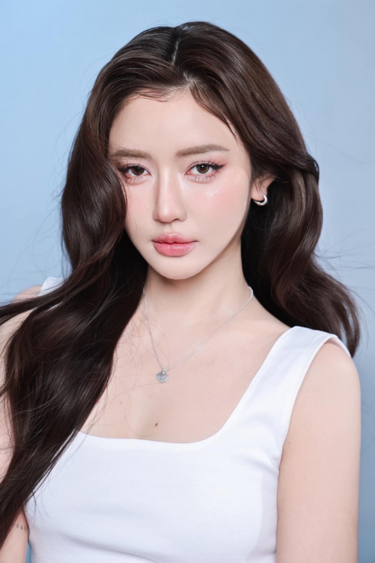 Nhan sắc Bích Phương theo thời gian - 5