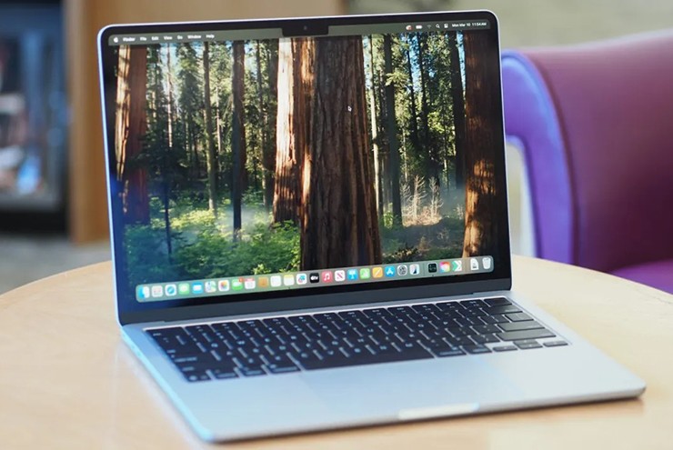 MacBook Air M4 received high reviews from many experts.