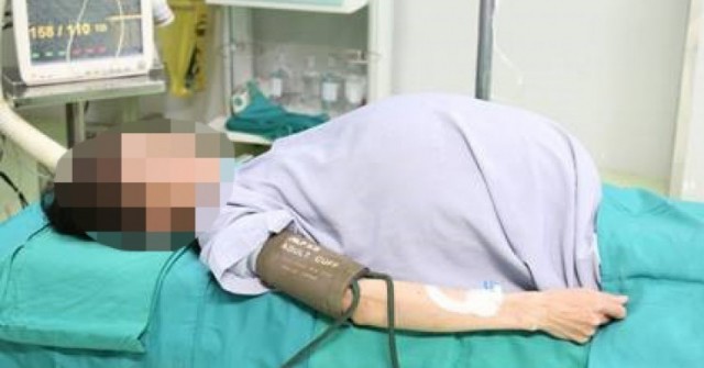 Hy hữu: Người phụ nữ mang khối u khổng lồ nặng 15kg trong bụng suốt 3 năm