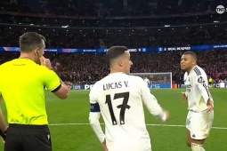 Alvarez đá 11m sai luật bị Mbappe mách trọng tài, sao Atletico thú tội