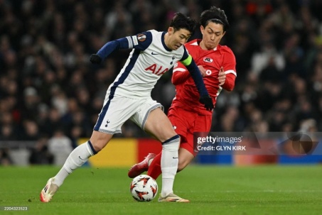 Video bóng đá Tottenham - AZ Alkmaar: Sai lầm liên tiếp, ngược dòng thành công (Europa League)