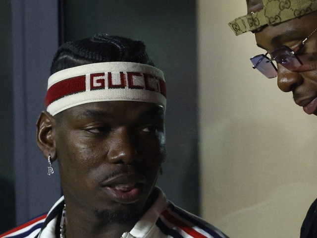 Tiền vệ Paul Pogba sẽ là đồng đội với Messi?