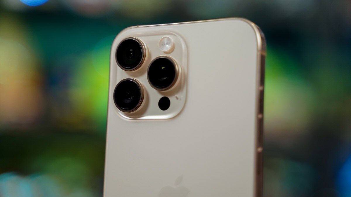 iPhone 16 Pro Max has a 48 MP main Fusion camera that supports 4K120fps video recording.