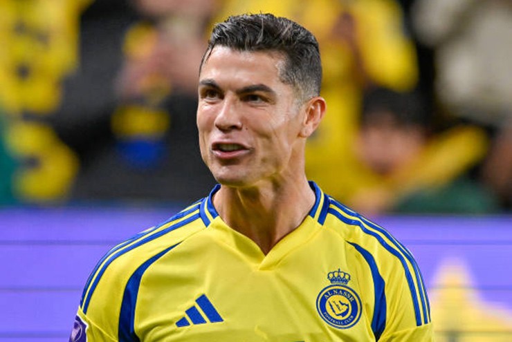 Ronaldo thể hiện cả bản năng săn bàn lẫn kiến thiết trong chiến thắng mới đây của Al Nassr