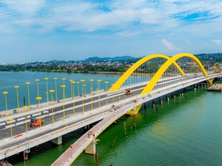 Bật mí về những chiếc “lọng che vua“ trên cây cầu gần 2.300 tỉ đồng qua sông Hương