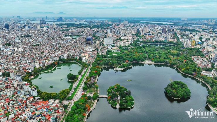 Trong 696 đơn vị hành chính cấp huyện có 85 thành phố trực thuộc tỉnh. Ảnh: Hoàng Hà