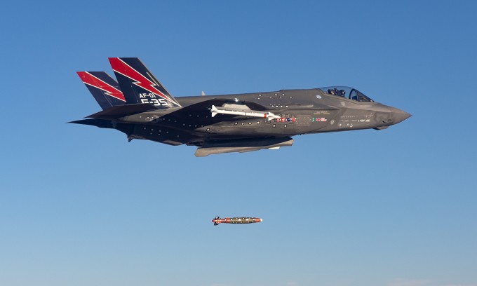 Tiêm kích F-35A tham gia thử nghiệm tại bang California, Mỹ tháng 10/2024. Ảnh: USAF