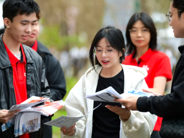 Sáp nhập tỉnh, thí sinh có mất lợi thế về điểm ưu tiên đại học?