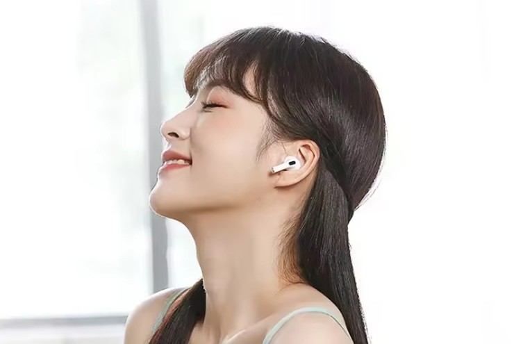 Rất nhiều tai nghe nhái AirPods được bán trên các sàn thương mại điện tử.