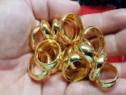 Thị trường - Tiêu dùng - Nóng nhất trong ngày: Giá vàng phá vỡ mốc 100 triệu đồng/lượng; Đấu giá xe Lexus, Range Rover bị tịch thu