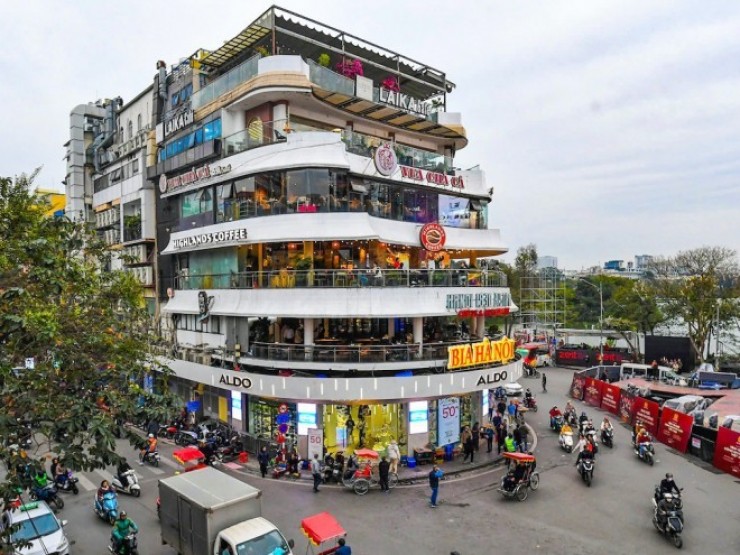 Diện mạo hồ Gươm sau khi phá dỡ tòa nhà “Hàm cá mập“