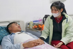 30 giờ trôi dạt trên biển sau chìm tàu: 'Ăn cá chết để hy vọng sống'