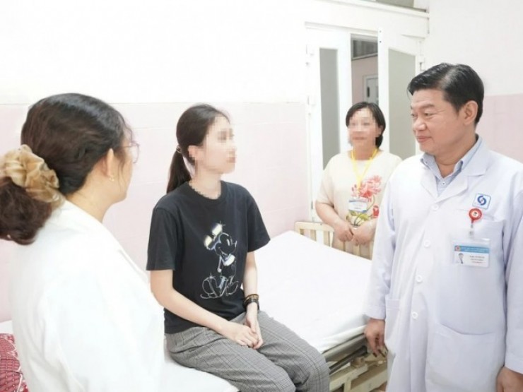 Tưởng “bệnh tâm linh“, không ngờ mắc bệnh viêm não hiếm gặp