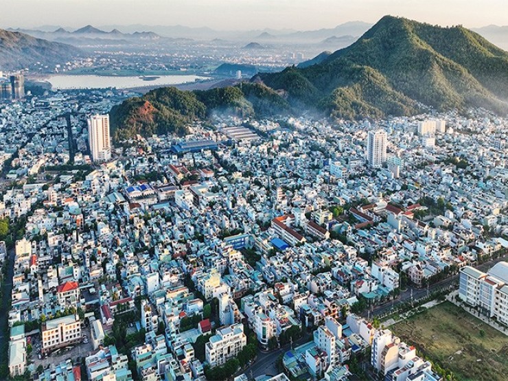 Những con số đáng chú ý khi sáp nhập tỉnh, bỏ cấp huyện, tinh gọn xã