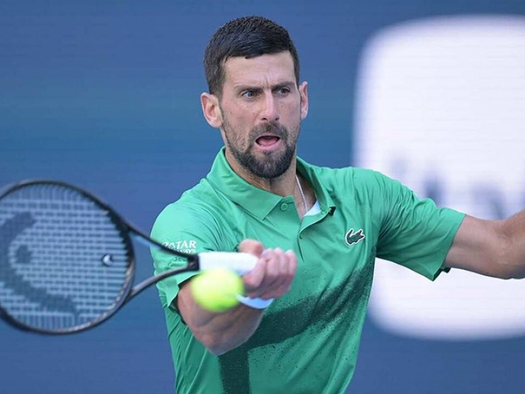 Nhận định tennis Miami Open ngày 5: Djokovic giải mã Carabelli, Tsitsipas tái ngộ “bại tướng“