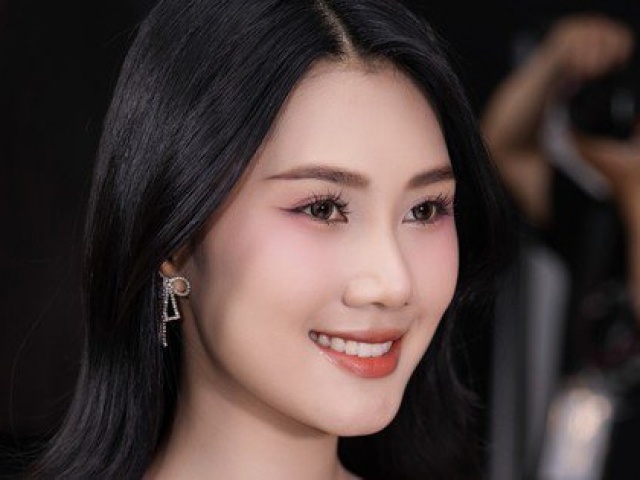 Hậu trường thí sinh Hoa hậu Việt Nam ghi hình truyền hình thực tế