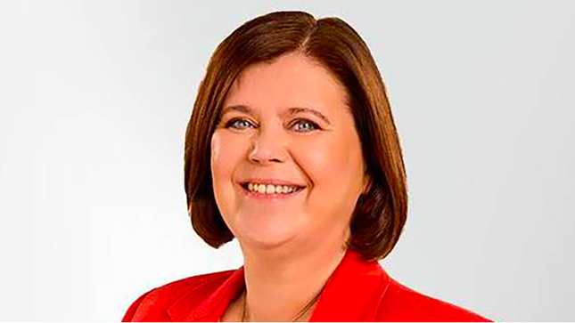 Bà Ásthildur Lóa Thórsdóttir từ chức Bộ trưởng Giáo dục và trẻ em Iceland. (Ảnh: CNN)