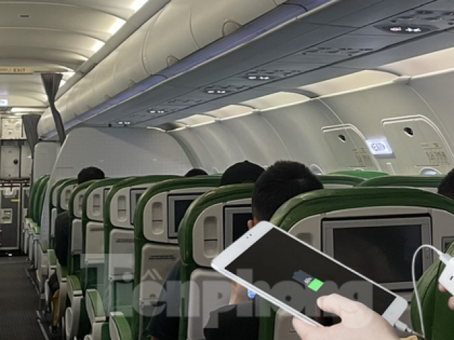 Các hãng hàng không đồng loạt ra cảnh báo về pin dự phòng