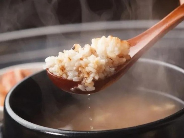 Vợ chồng cùng mắc ung thư thực quản, nguyên nhân bắt nguồn từ một thói quen