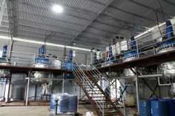 Hiện trường vụ sản xuất ma túy 'tay nghề cao' lớn nhất từ trước đến nay
