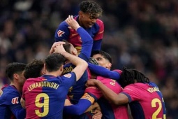 Barca tái mặt vì lịch thi đấu: Đá 4 trận/9 ngày, Raphinha không ra sân đấu Osasuna
