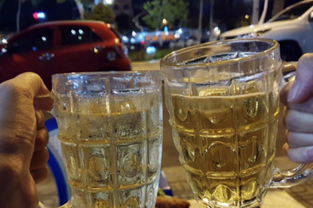 Bỏ rượu có trị được xuất tinh sớm?