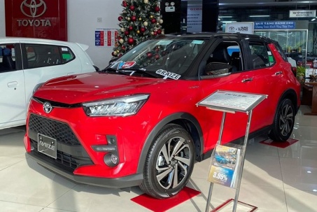 Toyota Raize bất ngờ tăng giá tại Việt Nam với trang bị không đổi