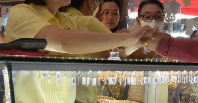 Giá vàng hôm nay, 26-3: Bật tăng trở lại