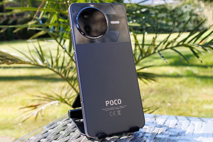 Poco F7 Pro được bán với giá chỉ từ 12,76 triệu đồng.