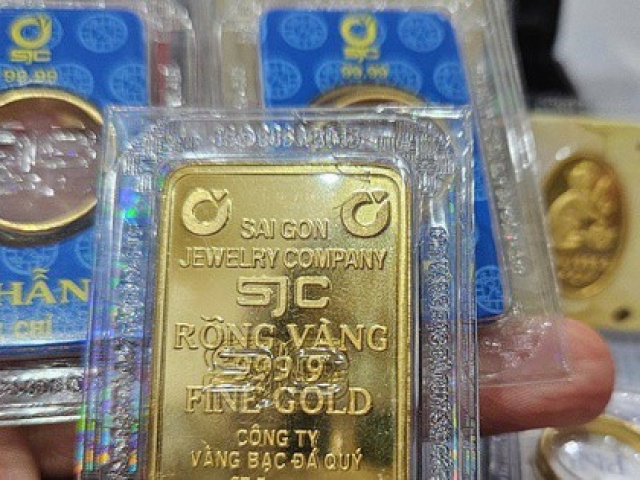 Sáng 28-3, giá vàng miếng SJC, vàng nhẫn lên đỉnh kỷ lục mới