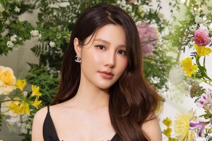 Sắc vóc Diễm My 9x sau sinh con