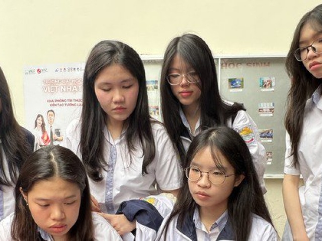 Sát kỳ thi tốt nghiệp, học sinh vẫn lo lắng mất điểm ở dạng thức câu hỏi đúng - sai