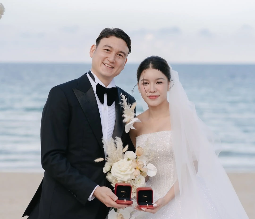 2 mỹ nhân sexy nhất làng WAGs có gu thời trang sau sinh đi ngược số đông, ai nấy đều tấm tắc khen - 13