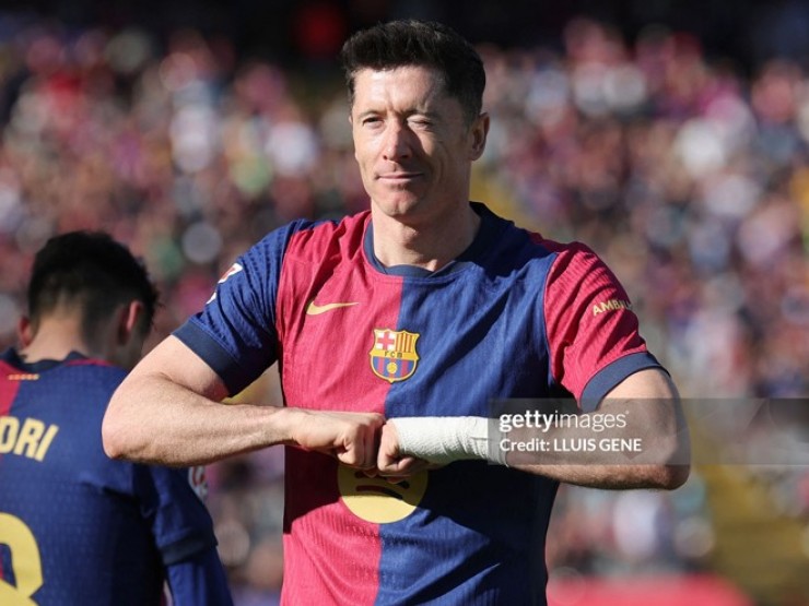 Lewandowski: Phá tan định kiến tuổi tác, viết tiếp chương mới ở Barcelona