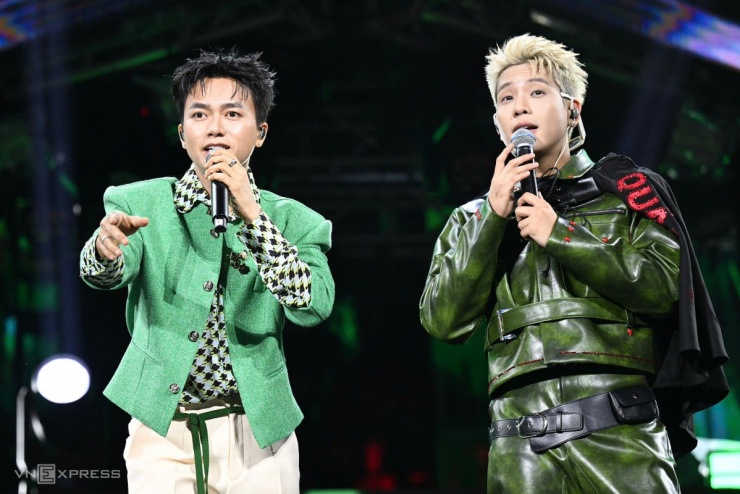 Dàn sao khuấy động sân khấu chào 2026 - 7