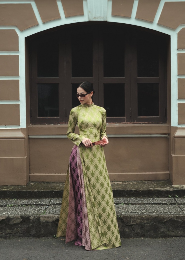 Thanh Thủy, Lương Thùy Linh diện áo dài đón năm 2026 - 4