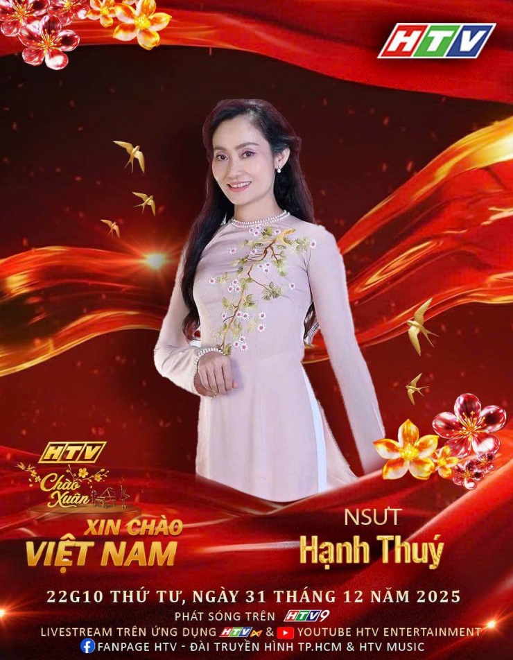 Nghệ sĩ Ưu tú Hạnh Thúy bận rộn ngày đầu năm mới. Ảnh: FBNV