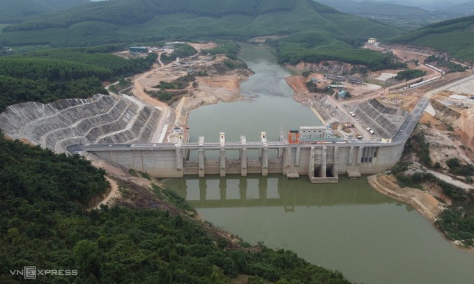 Công trình hồ thủy lợi Bản Mồng. Ảnh: Đức Hùng